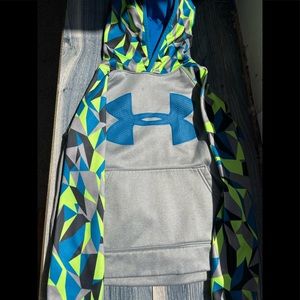 Under armor sweater